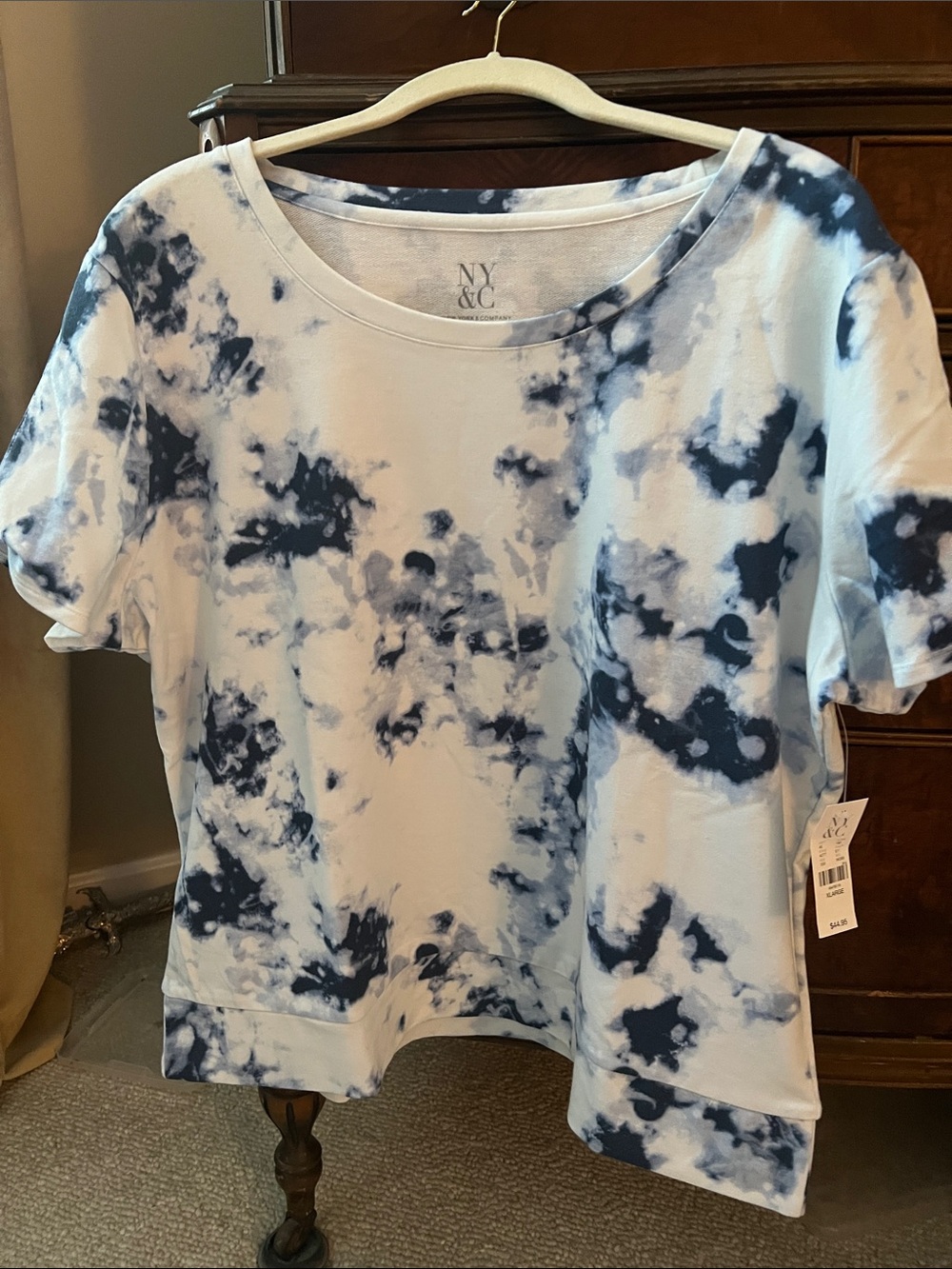New York & Company Navy and White Tie-Dye Short Sleeve Tee